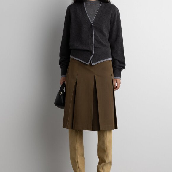 OAK + FORT Layered Button Front Cardigan Size Medium NWT - Picture 3 of 3